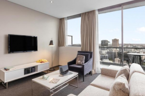 Отель Meriton Suites Campbell Street, Sydney  Сидней